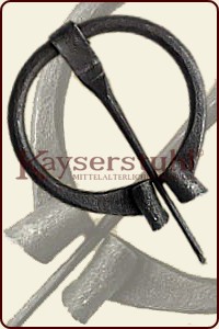 Einfach eingerollte Ringfibel II