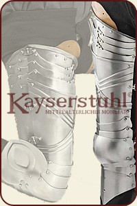 Deutsches Beinzeug mit Schienbeinschutz, 1460-1500