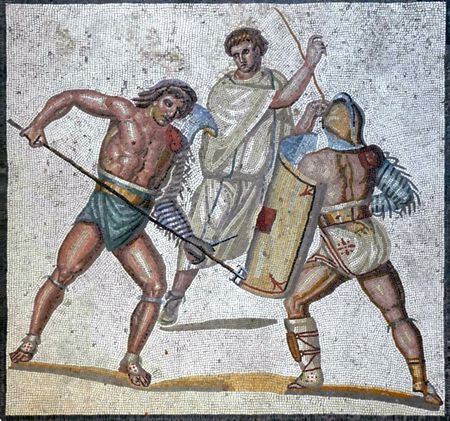 Auf diesem Mosaik aus der Villa in Nennig, Deutschland, aus dem 2. bis 3. Jahrhundert n. Chr. sticht ein Retiarius mit seinem Dreizack auf einen Secutor ein. Deutlich zu erkennen: Beide tragen Manicae.