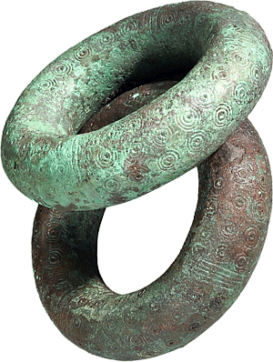 Hohlwulstringe, Archäologische Ausstellung – Archekult Traunkirchen