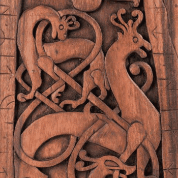 Stele mit Midgardschlange II ("Runenstein")