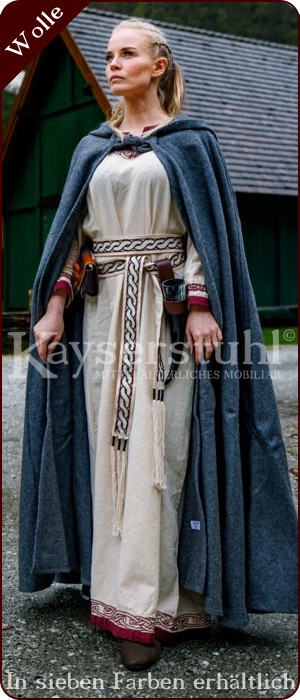 Umhang KKB aus Wolle mit runder Kapuze zum Binden