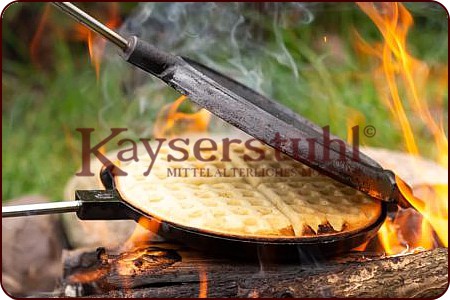 Waffeleisen aus Gusseisen mit langem Griff