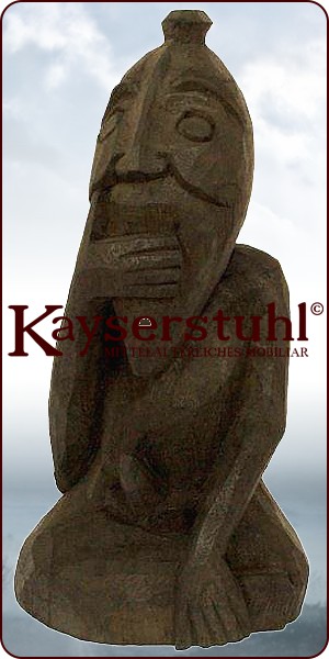 Handgeschnitzte Figur "Freyr", geschwärzt