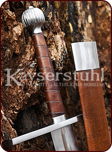 Langes Schwert mit Scheide