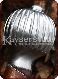 Langes Schwert mit Scheide